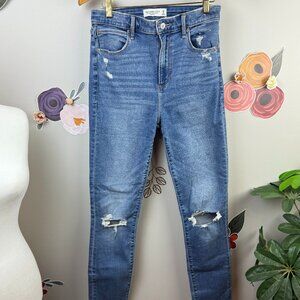 Abercrombie & FItch Super Skinny High-Rise Ankle Jean - Size - 6